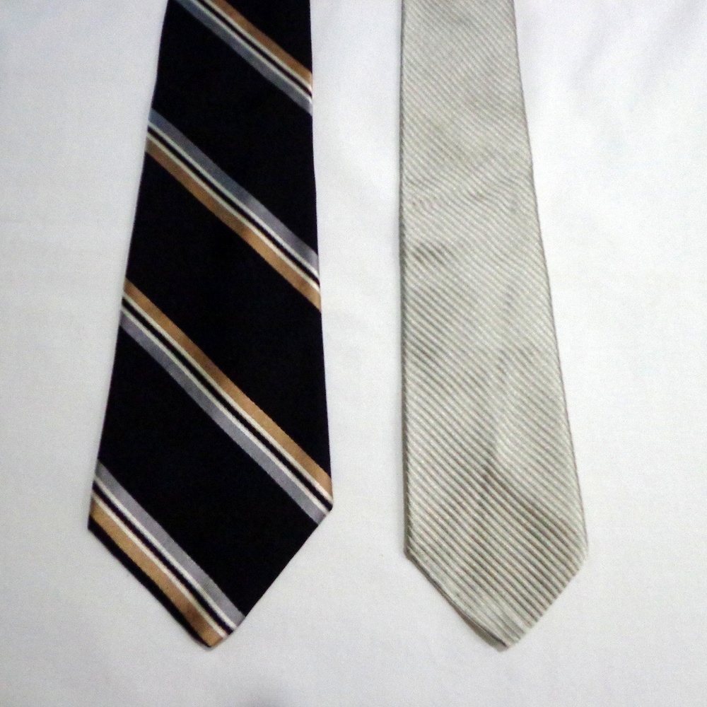 2 Vintage Men's Ties